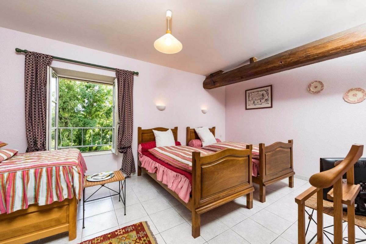Jolie Vache Deguisee En Fleurs, Chambre D'Hote A Soulosse Phòng bức ảnh